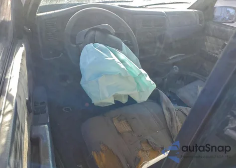 2000 Toyota Tacoma Xtracab from USA, damaged, VIN 5TEWN72N5YZ696444